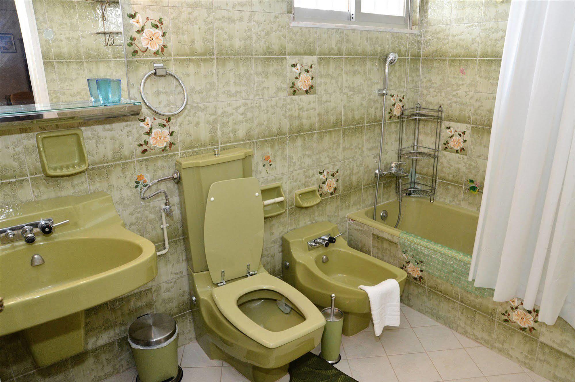 Noble Inn ลูตรากี ภายนอก รูปภาพ