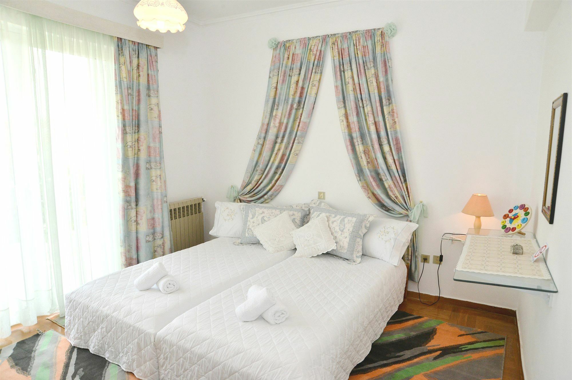 Noble Inn ลูตรากี ภายนอก รูปภาพ